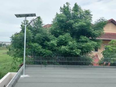 Lợi Ích Của Đèn Năng Lượng Mặt Trời Trong Khu Vực Công Cộng
